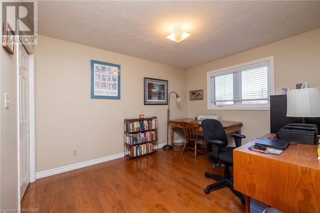 433 8th A Avenue E, Owen Sound, Ontario  N4K 6S8 - Photo 16 - 40537358