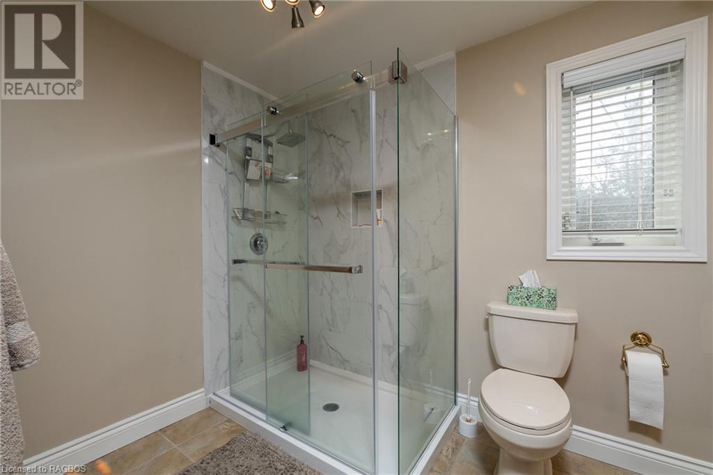 433 8th A Avenue E, Owen Sound, Ontario  N4K 6S8 - Photo 23 - 40537358