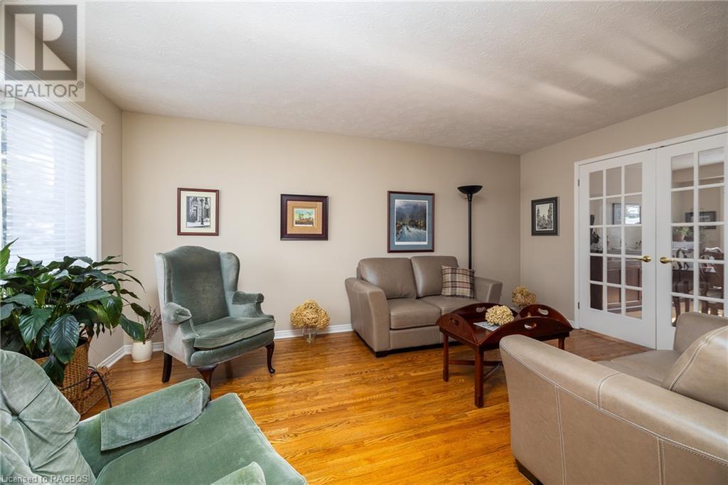 433 8th A Avenue E, Owen Sound, Ontario  N4K 6S8 - Photo 5 - 40537358