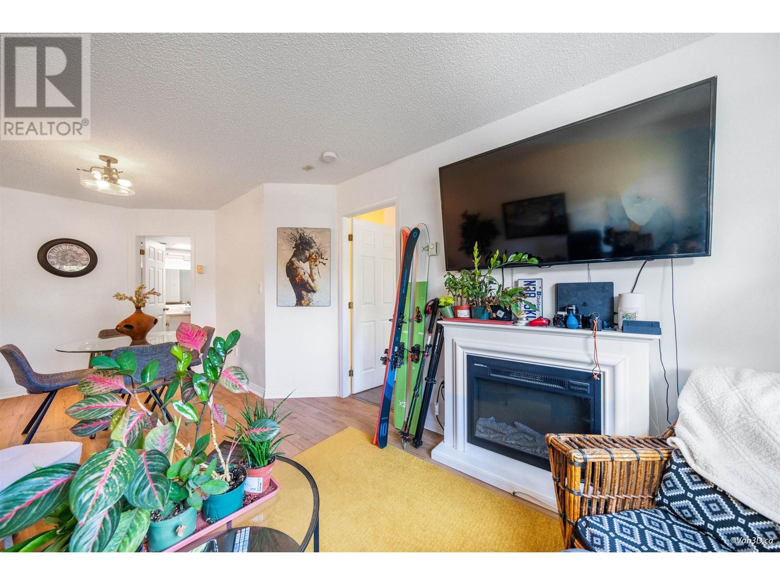 A308 40100 Willow Crescent, Squamish, British Columbia  V8B 0L8 - Photo 8 - R2851655