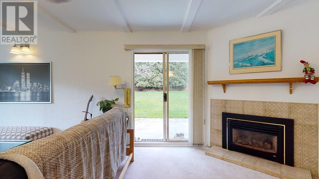 1186 Sunshine Coast Highway, Gibsons, British Columbia  V0N 1V2 - Photo 19 - R2851642