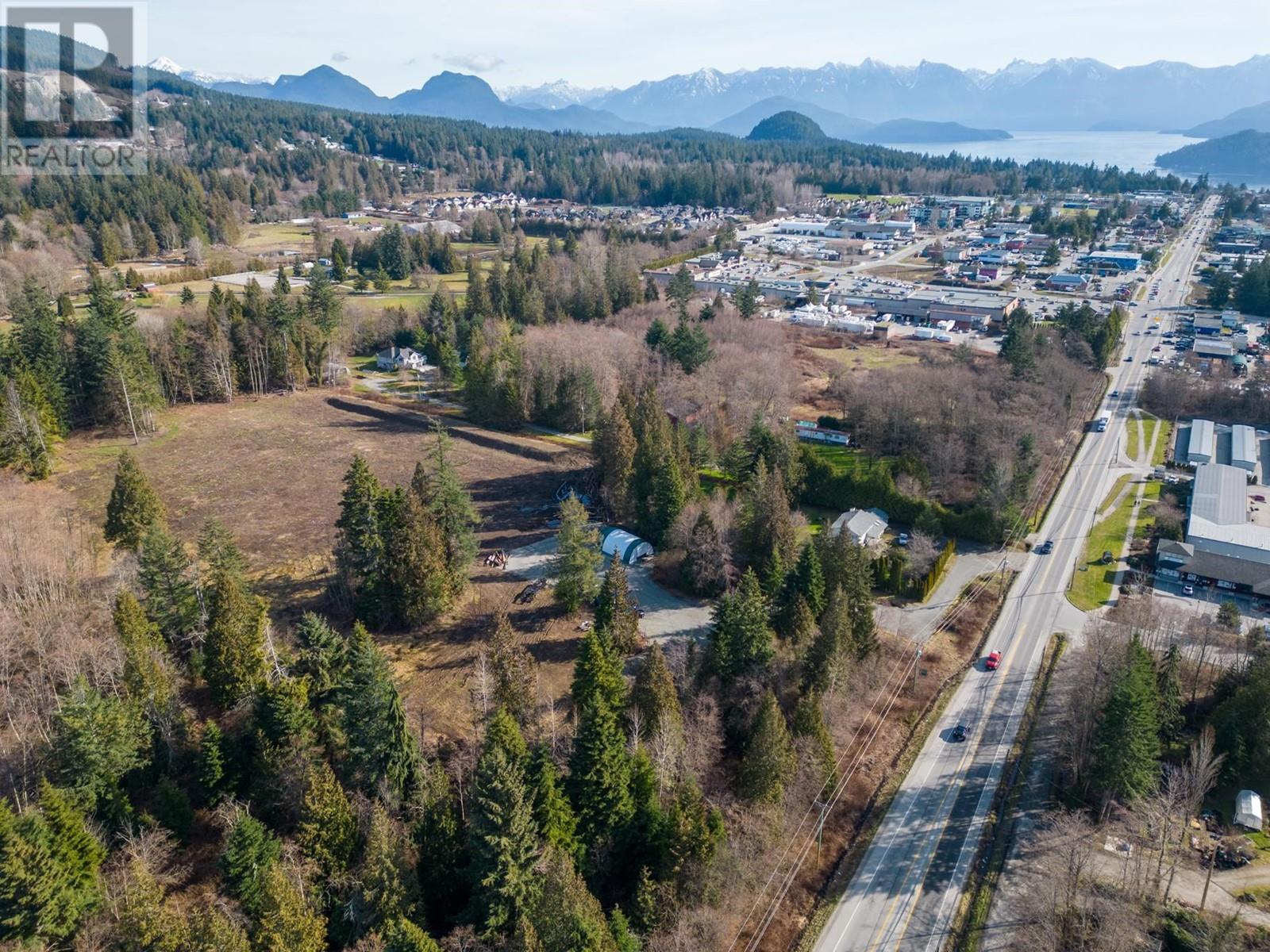 1186 Sunshine Coast Highway, Gibsons, British Columbia  V0N 1V2 - Photo 38 - R2851642