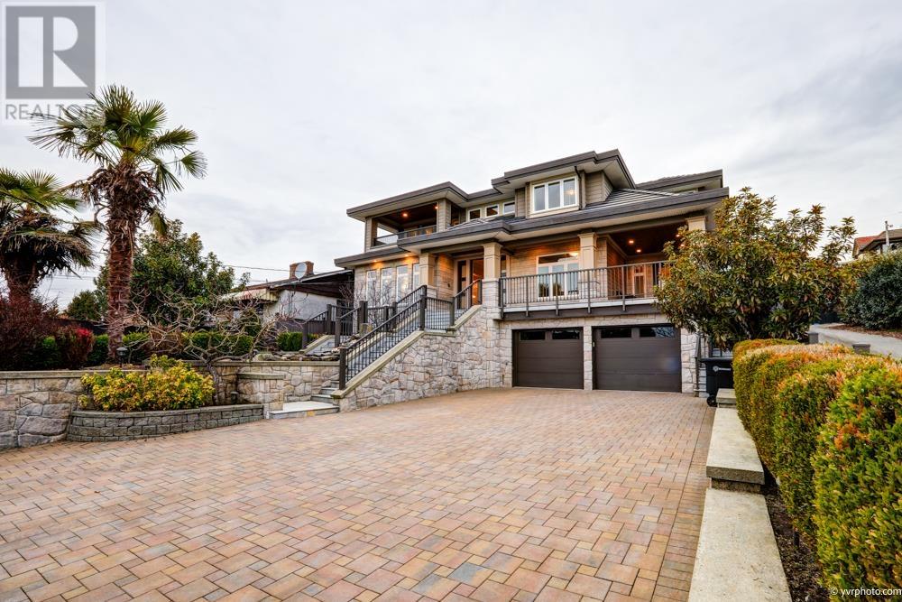5385 Georgia Street, Burnaby, British Columbia  V5B 1V3 - Photo 2 - R2851744