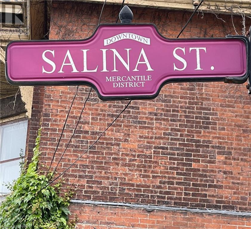 24 Salina Street, St. Catharines, Ontario  L2R 3K3 - Photo 32 - 40529271