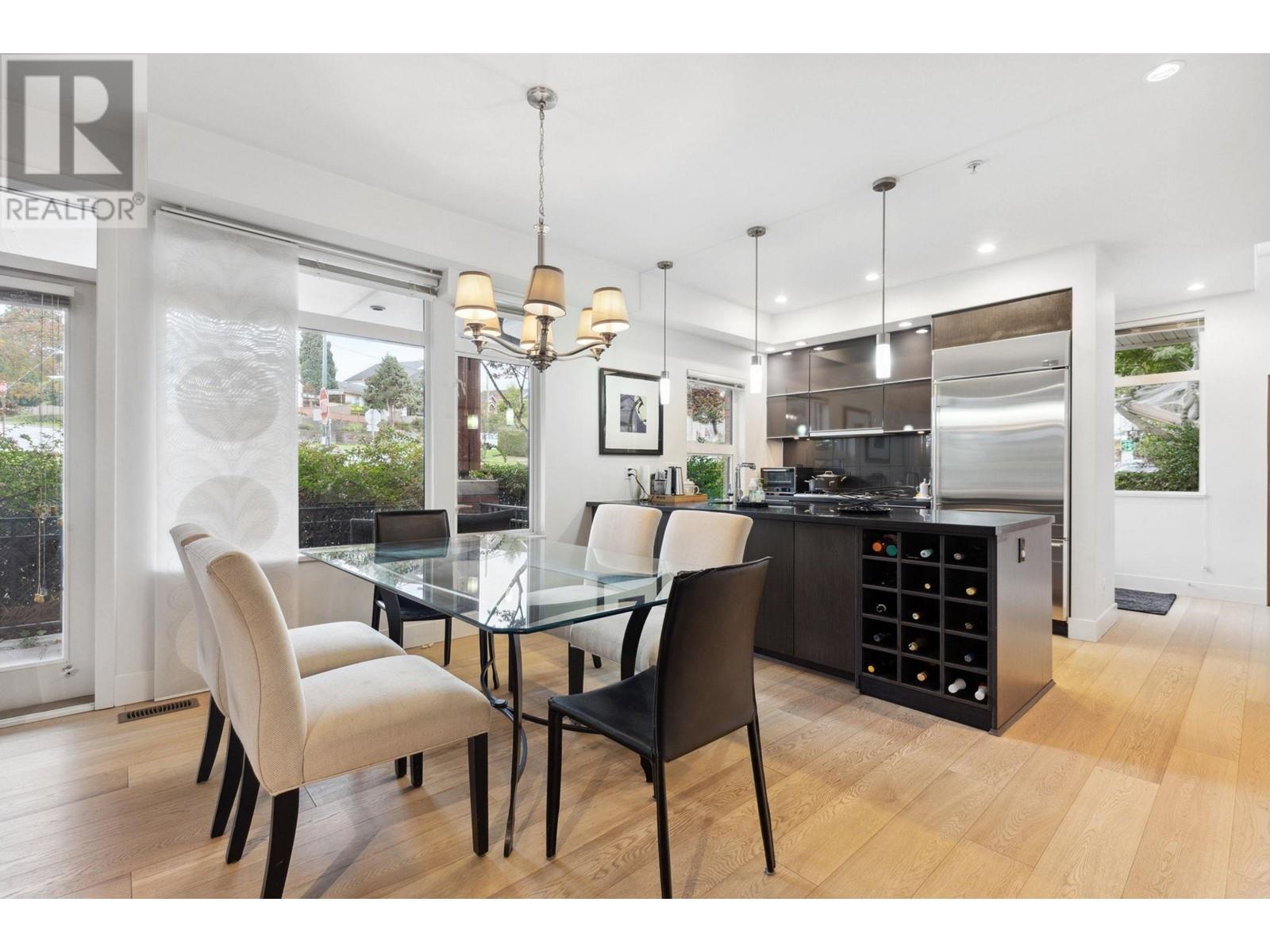 2925 Wall Street, Vancouver, British Columbia  V5K 0A6 - Photo 1 - R2851884