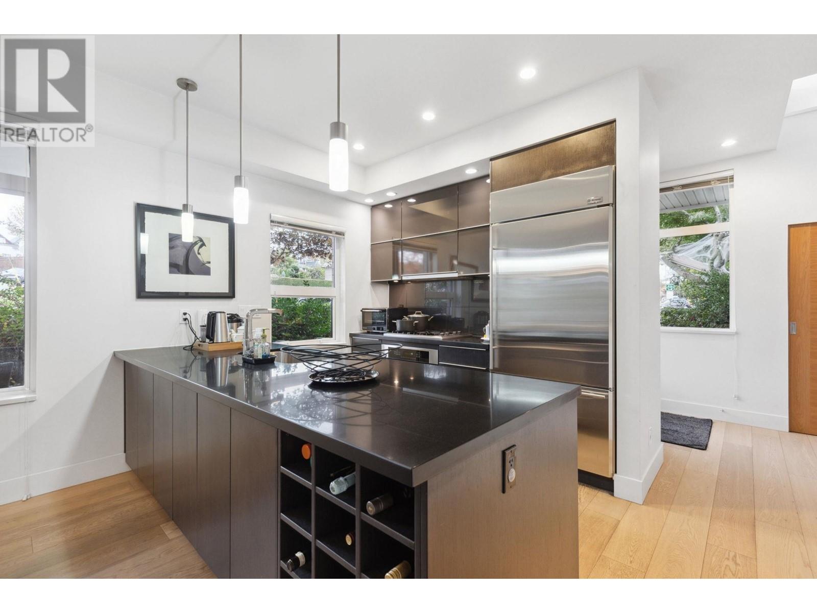 2925 Wall Street, Vancouver, British Columbia  V5K 0A6 - Photo 5 - R2851884