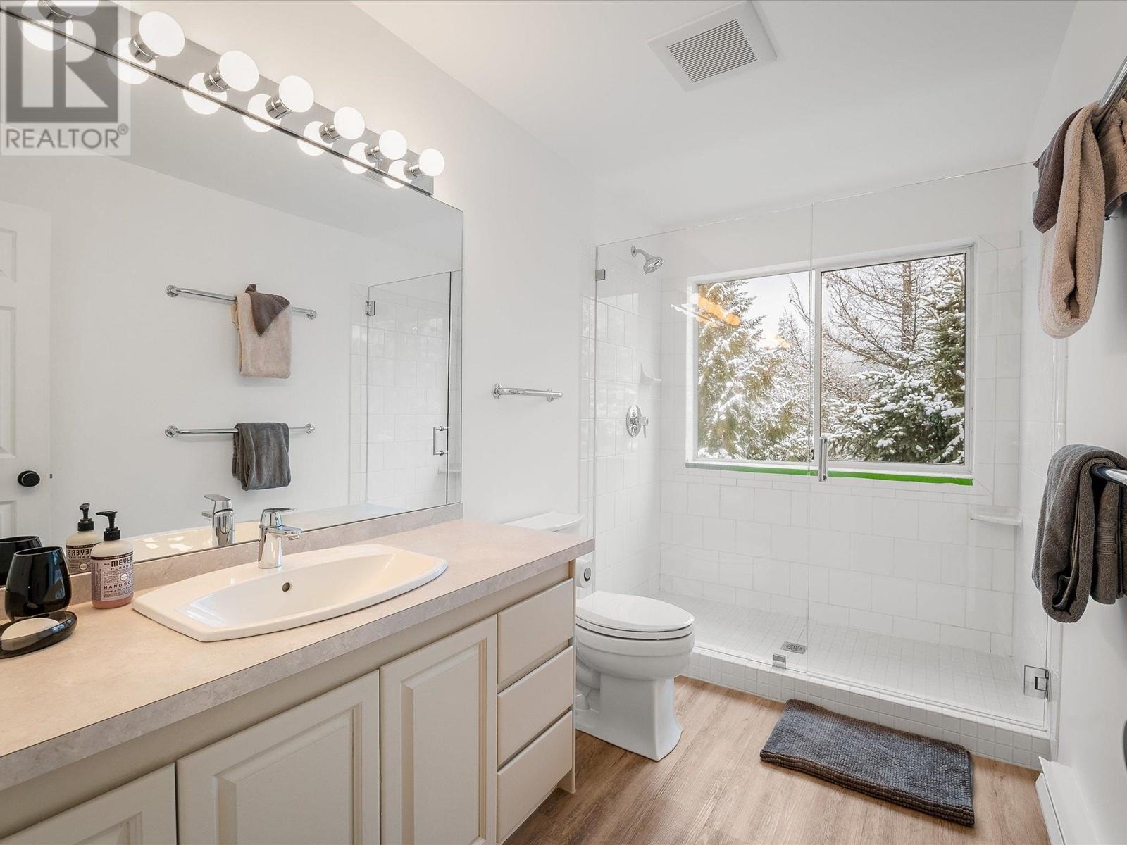 2319 Aspen Court, Whistler, British Columbia  V8E 0A6 - Photo 10 - R2851941