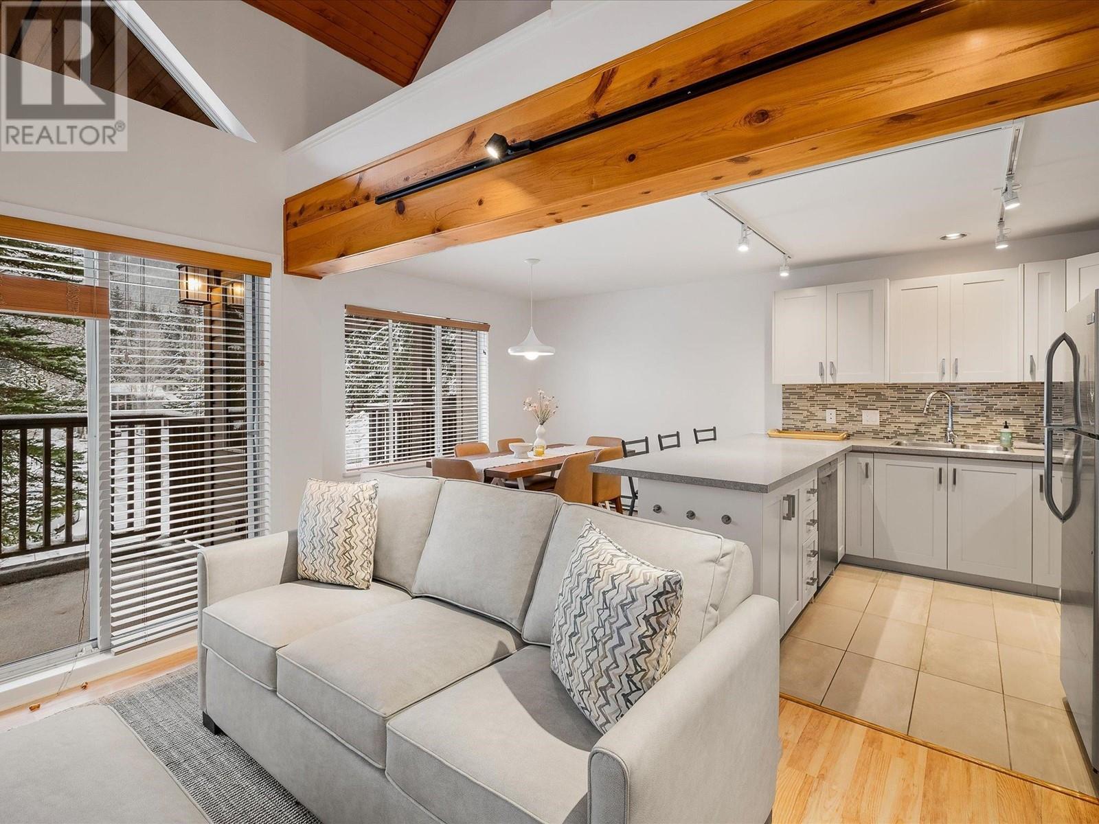 2319 Aspen Court, Whistler, British Columbia  V8E 0A6 - Photo 8 - R2851941