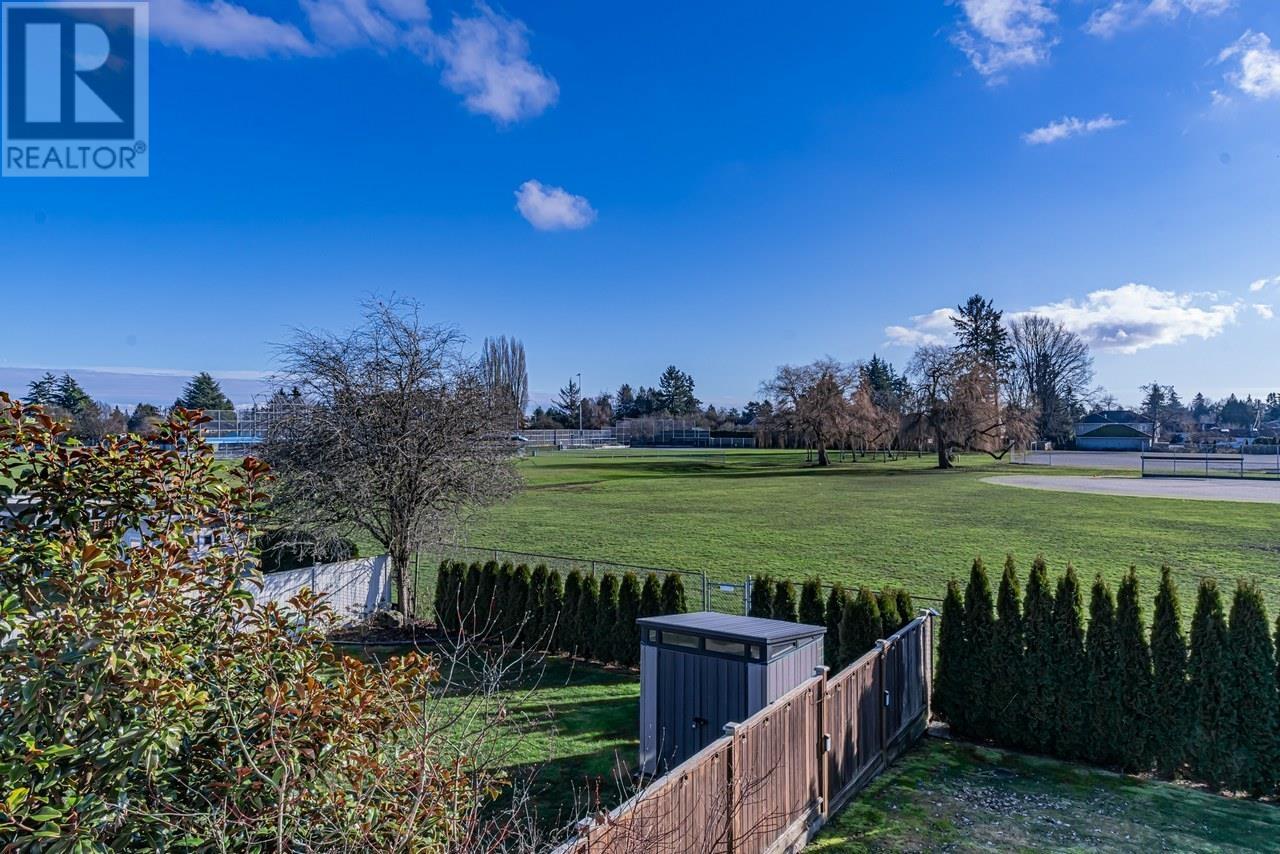 5500 52 Avenue, Ladner, British Columbia  V4K 2C5 - Photo 11 - R2851952