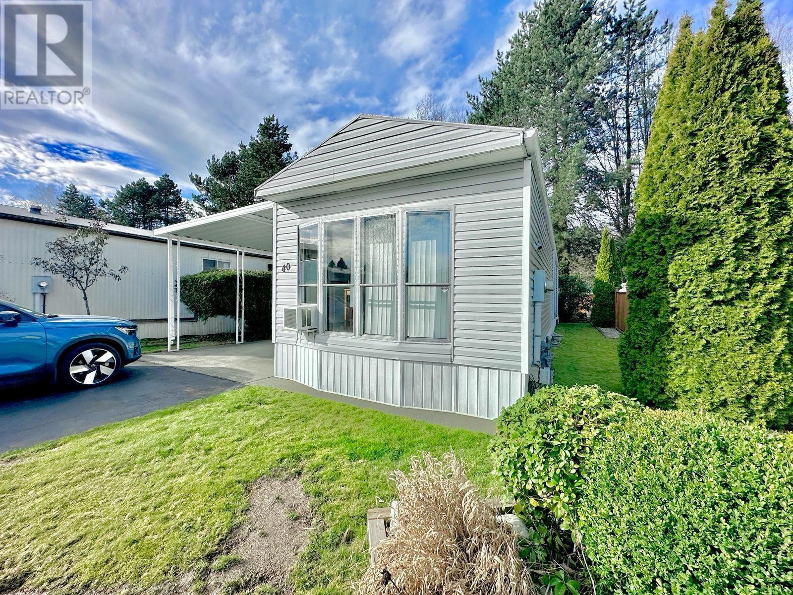 40 145 King Edward Street, Coquitlam, British Columbia  V3K 6L3 - Photo 1 - R2851969