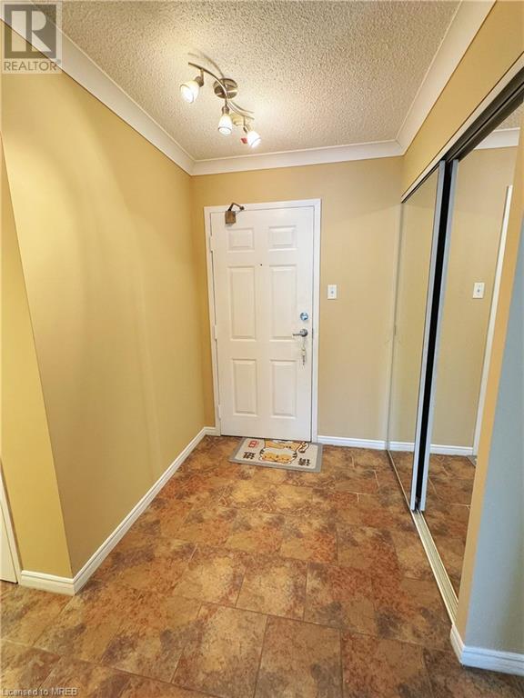 333 Commissioners Road W Unit# 105, London, Ontario  N6J 4X7 - Photo 2 - 40544009