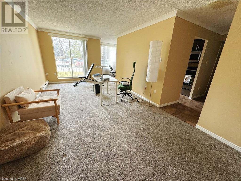 333 Commissioners Road W Unit# 105, London, Ontario  N6J 4X7 - Photo 3 - 40544009