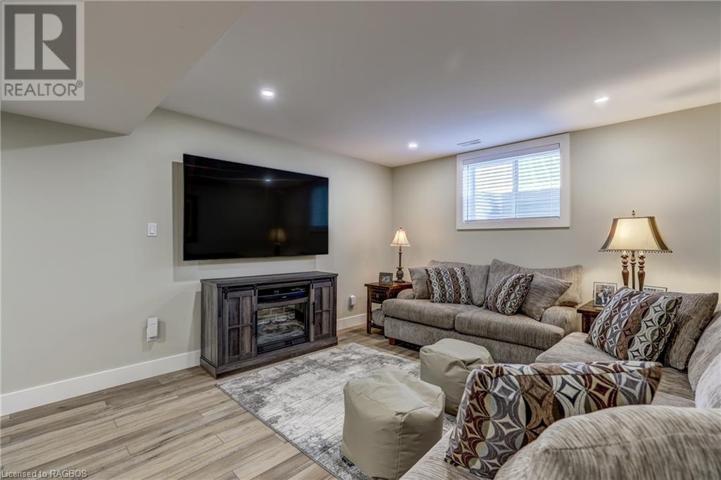 258 Ironwood Way, Kemble, Ontario  N0H 1S0 - Photo 41 - 40534553