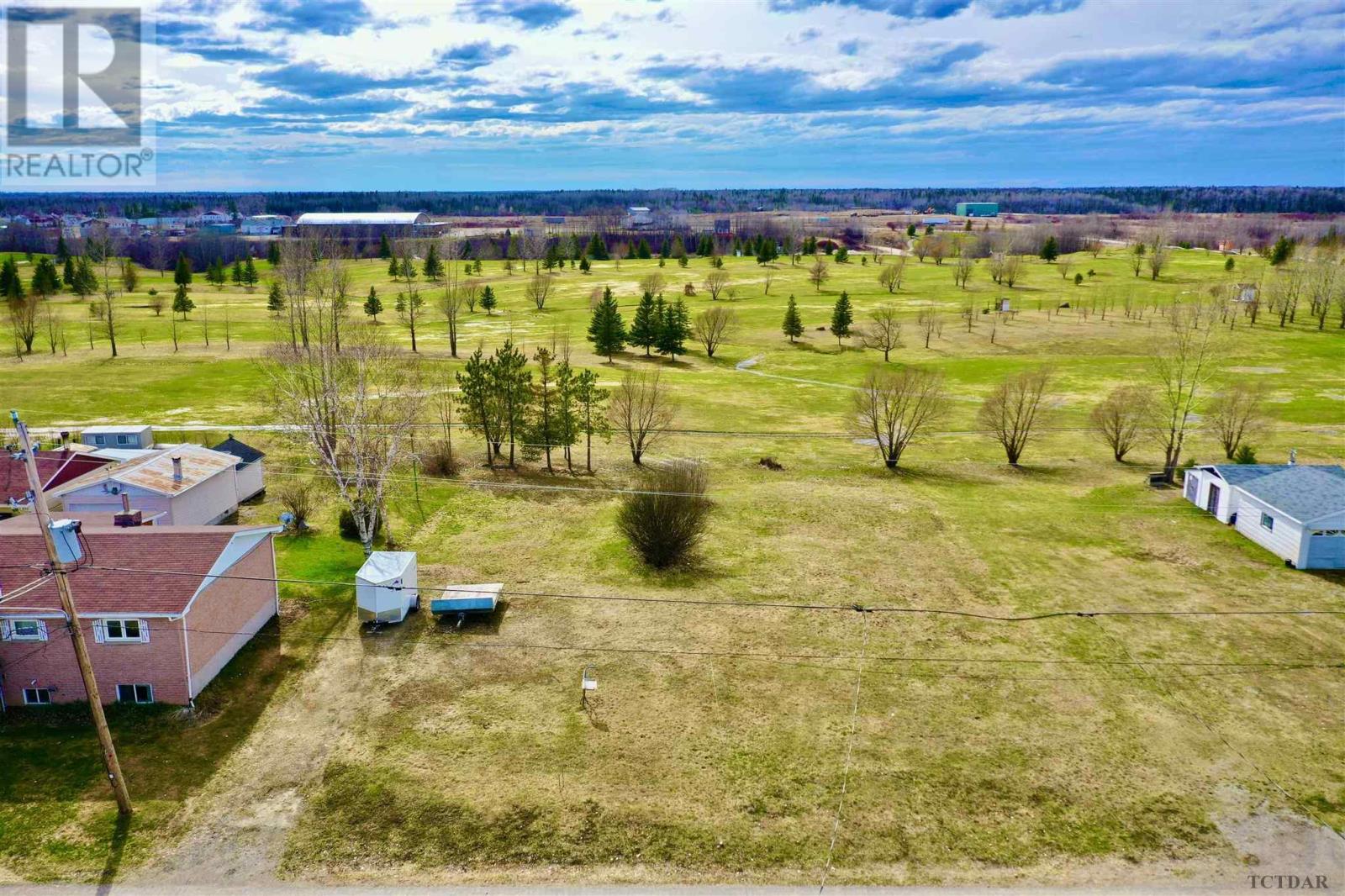 228 And 232 Ross Rd, Smooth Rock Falls, Ontario  P0L 2B0 - Photo 12 - TM240312