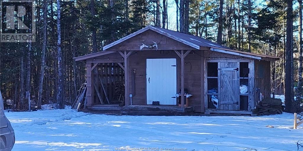 629 Cherryvale Rd, Canaan Forks, New Brunswick  E4Z 5X7 - Photo 2 - M157490