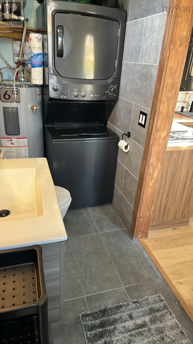 2090 Sackville Drive, Middle Sackville, Nova Scotia  B4E 3B5 - Photo 10 - 202403200