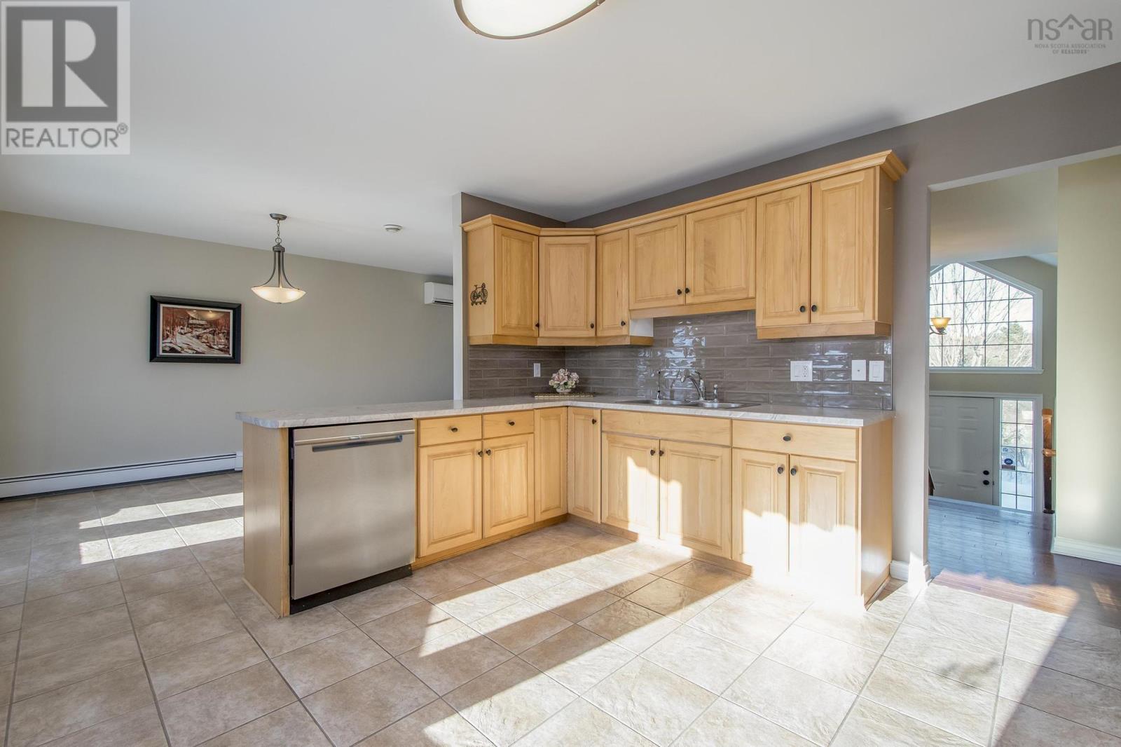 5 Waterloo Way, Stillwater Lake, Nova Scotia  B3Z 1H2 - Photo 13 - 202403198