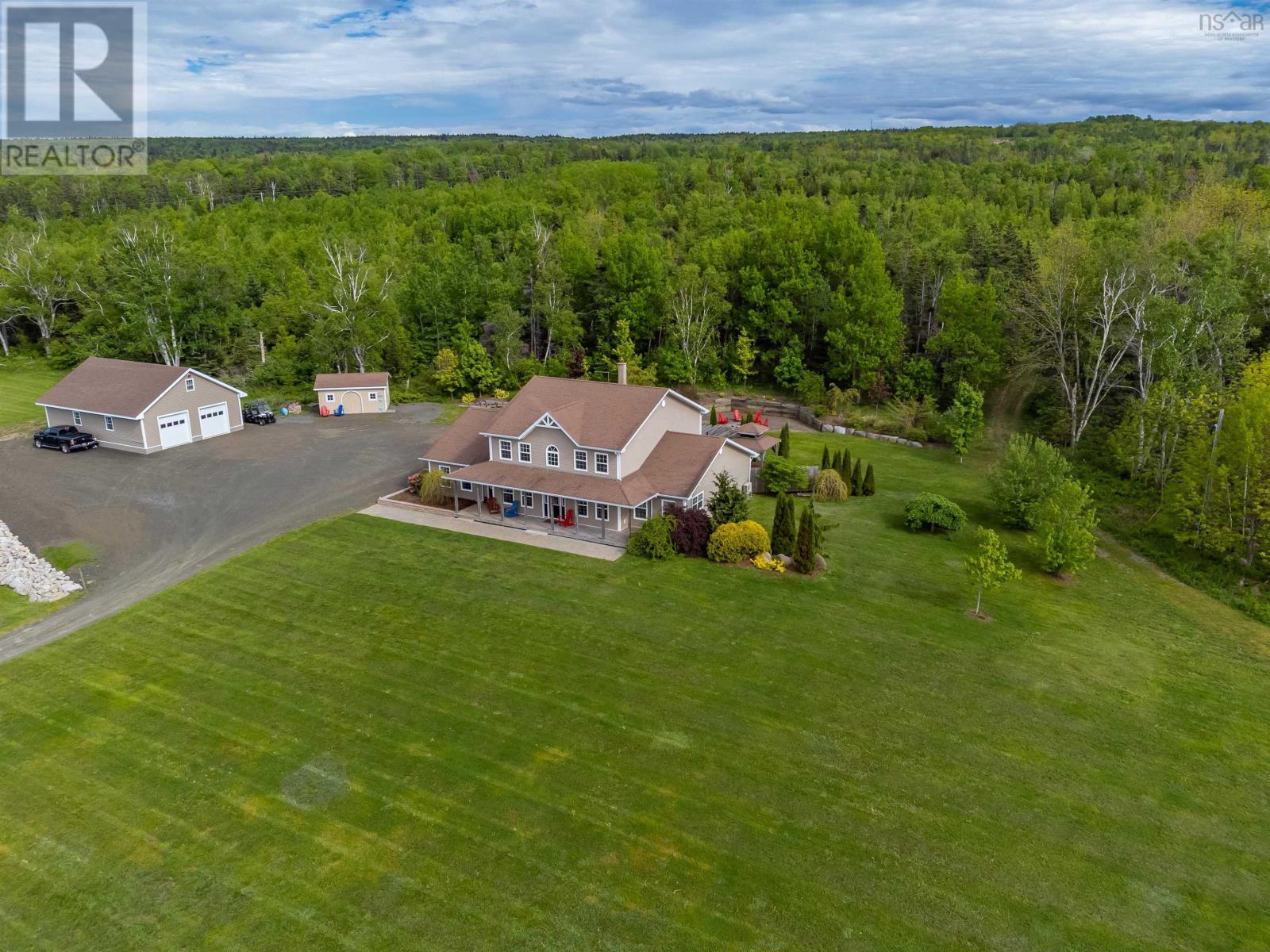 8264 Shore Road W, Hampton, Nova Scotia  B0S 1L0 - Photo 1 - 202403211