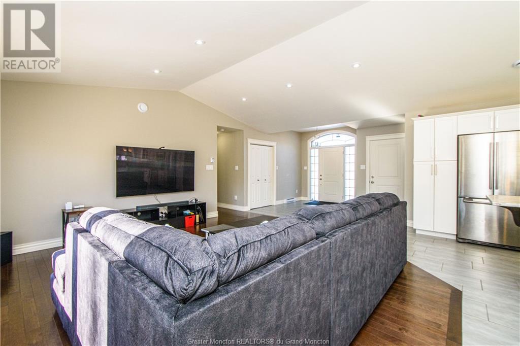 37 Guy St, Shediac, New Brunswick  E4P 0L5 - Photo 7 - M157529