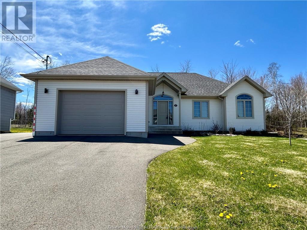 37 Guy St, Shediac, New Brunswick  E4P 0L5 - Photo 1 - M157529