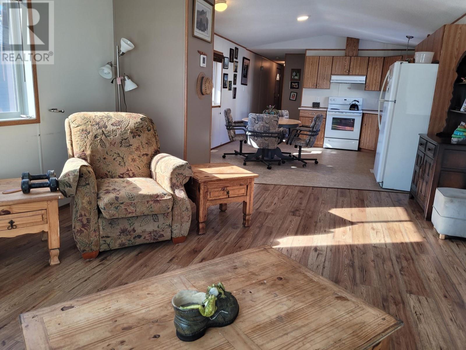 68-4965 Pine Acres Rd, Chase, British Columbia  V0E 1M3 - Photo 6 - 176815