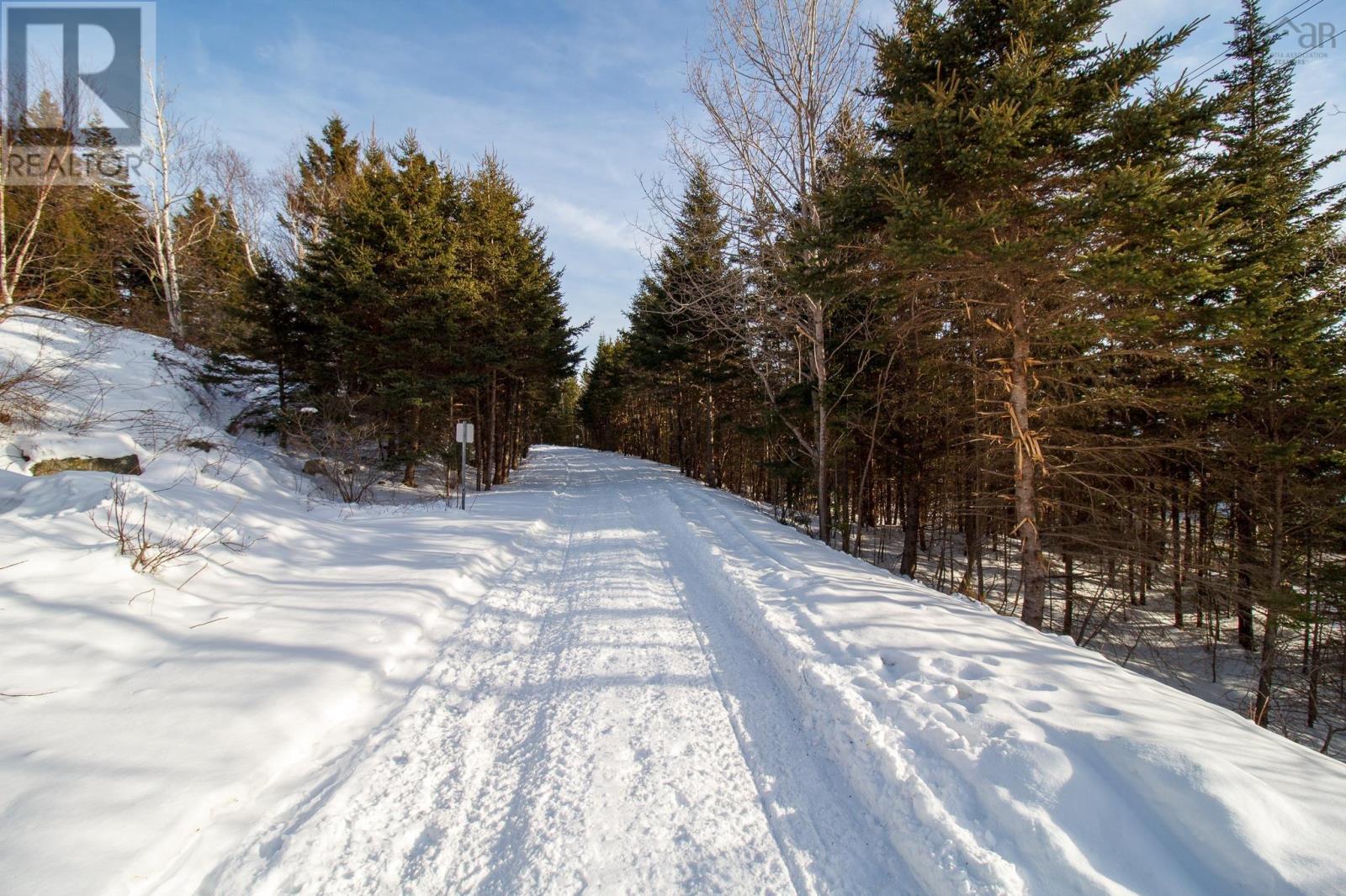 7451 St. Margarets Bay Road, Boutiliers Point, Nova Scotia  B3Z 1S7 - Photo 41 - 202403219