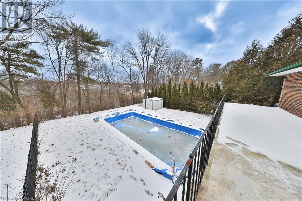 540 Sir Richard's Road, Mississauga, Ontario  L5C 1A2 - Photo 27 - 40543762