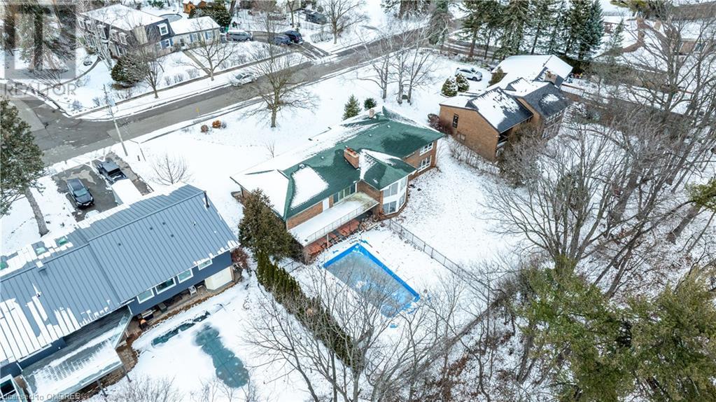 540 Sir Richard's Road, Mississauga, Ontario  L5C 1A2 - Photo 7 - 40543762