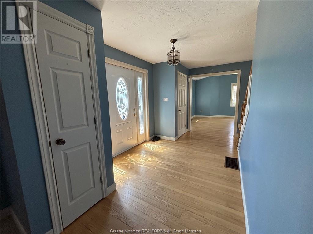 42 Lasalle, Moncton, New Brunswick  E1A 5L6 - Photo 5 - M157388