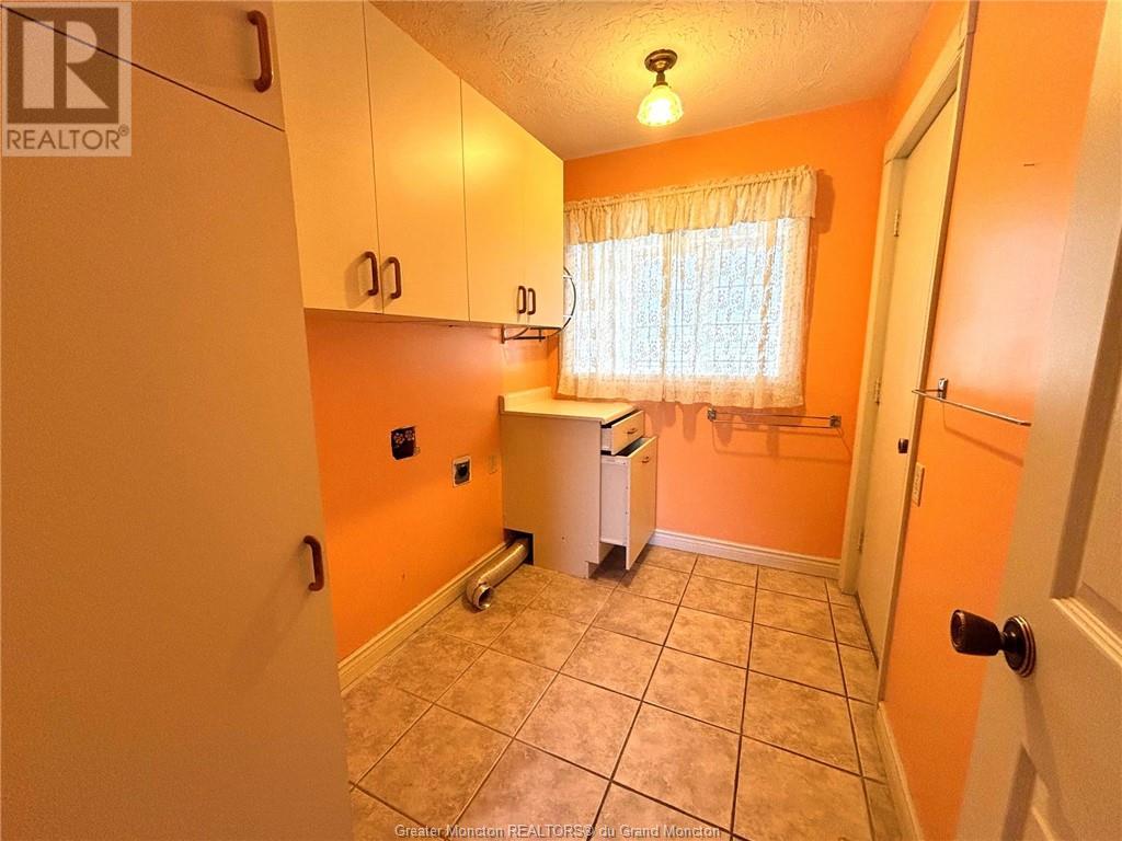 42 Lasalle, Moncton, New Brunswick  E1A 5L6 - Photo 22 - M157388