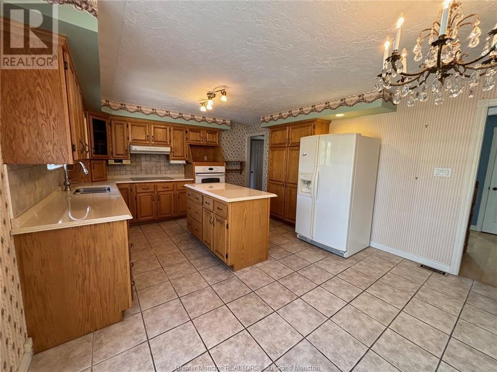42 Lasalle, Moncton, New Brunswick  E1A 5L6 - Photo 12 - M157388