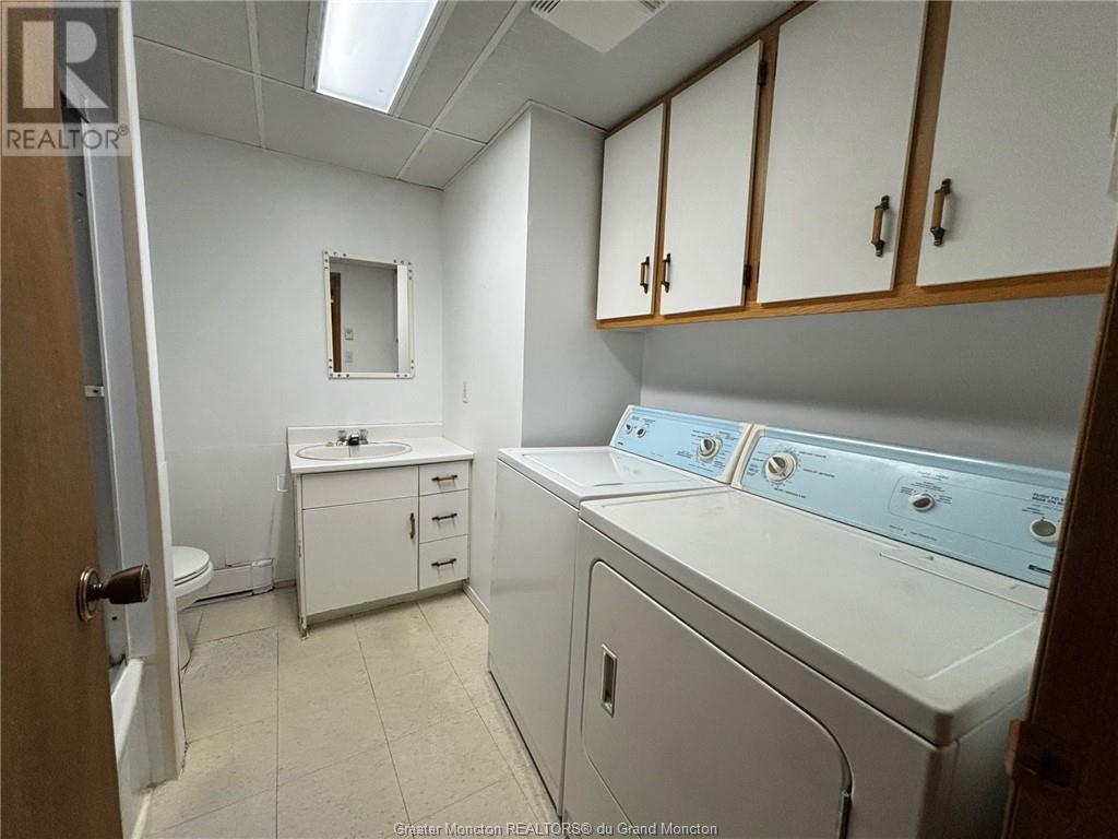 42 Lasalle, Moncton, New Brunswick  E1A 5L6 - Photo 29 - M157388