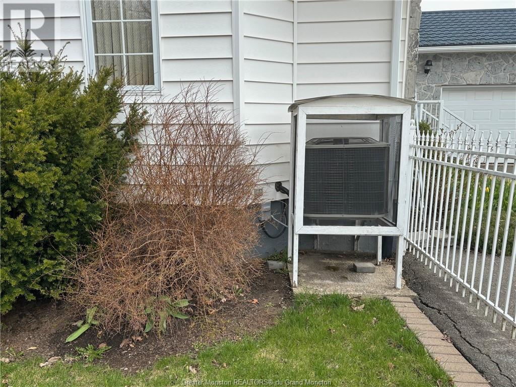 42 Lasalle, Moncton, New Brunswick  E1A 5L6 - Photo 30 - M157388