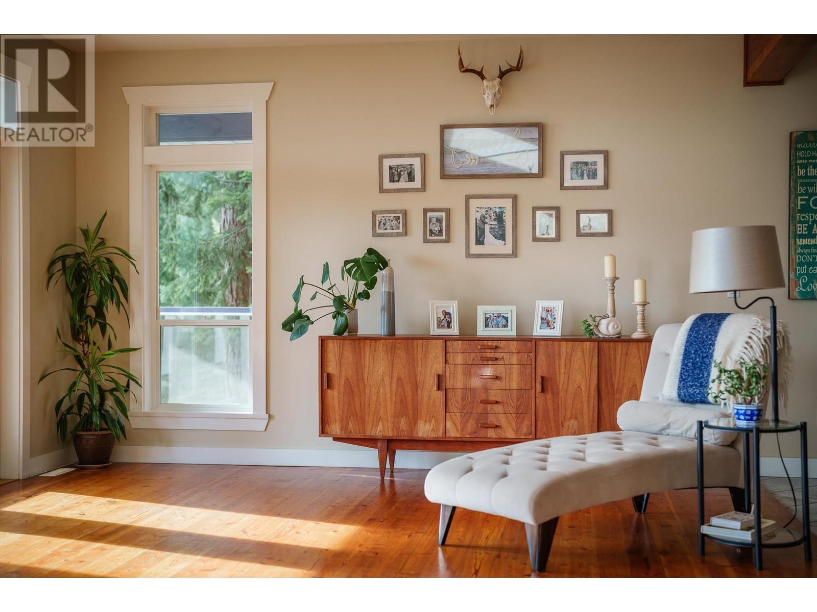 6948 Sunshine Coast Highway, Sechelt, British Columbia  V7Z 0N2 - Photo 21 - R2852036