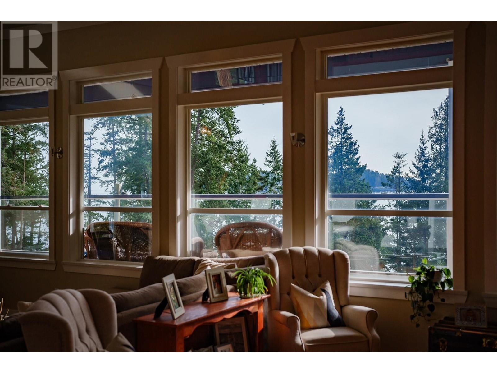 6948 Sunshine Coast Highway, Sechelt, British Columbia  V7Z 0N2 - Photo 24 - R2852036