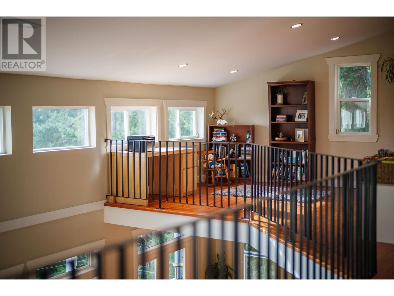 6948 Sunshine Coast Highway, Sechelt, British Columbia  V7Z 0N2 - Photo 28 - R2852036
