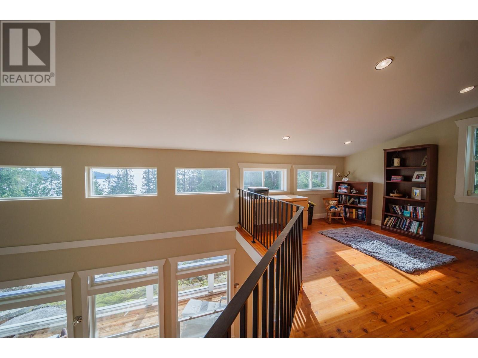 6948 Sunshine Coast Highway, Sechelt, British Columbia  V7Z 0N2 - Photo 30 - R2852036
