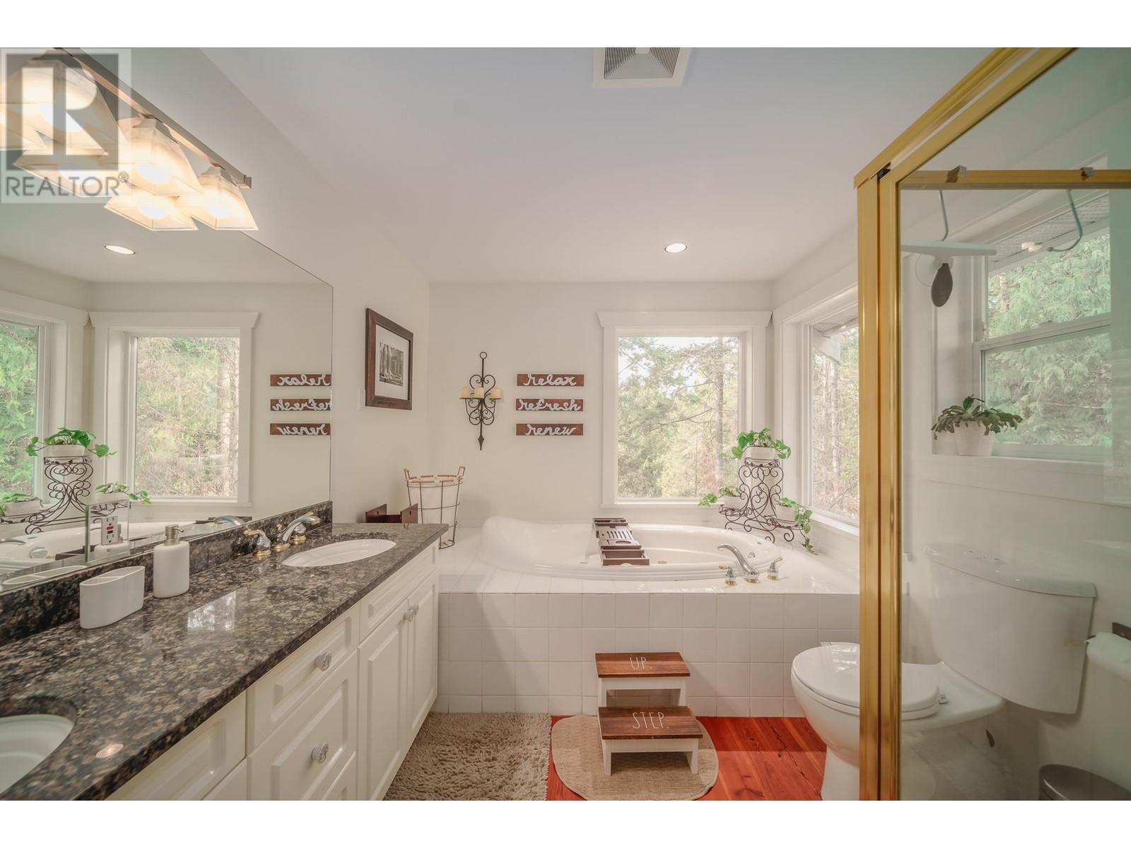 6948 Sunshine Coast Highway, Sechelt, British Columbia  V7Z 0N2 - Photo 35 - R2852036
