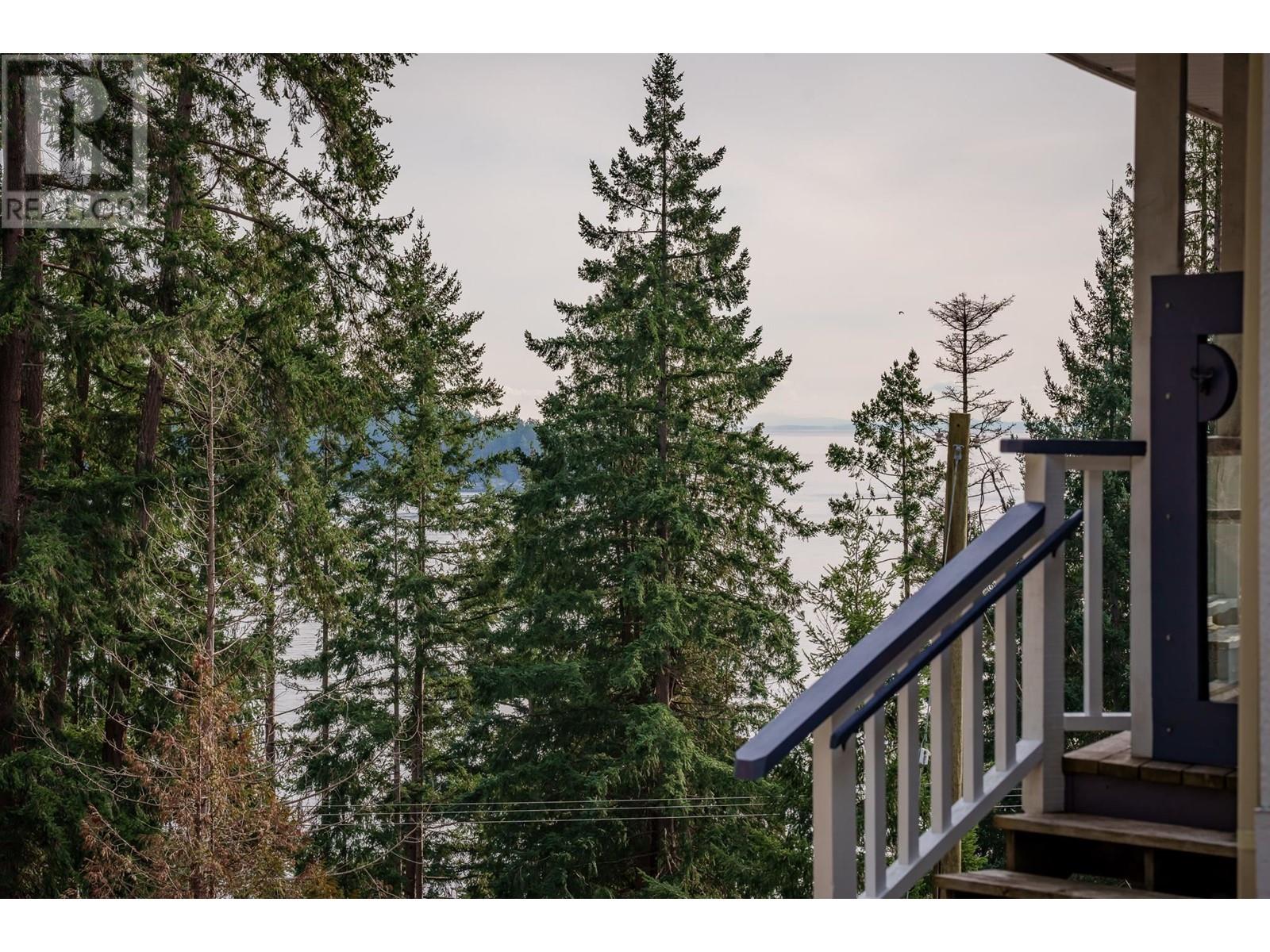 6948 Sunshine Coast Highway, Sechelt, British Columbia  V7Z 0N2 - Photo 39 - R2852036