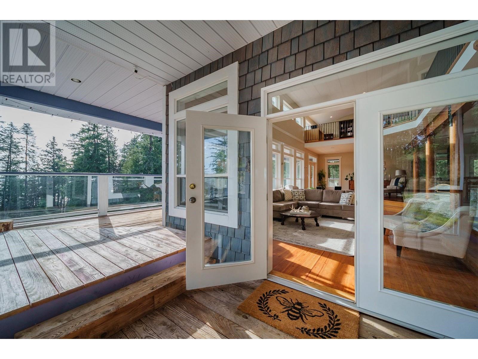 6948 Sunshine Coast Highway, Sechelt, British Columbia  V7Z 0N2 - Photo 7 - R2852036