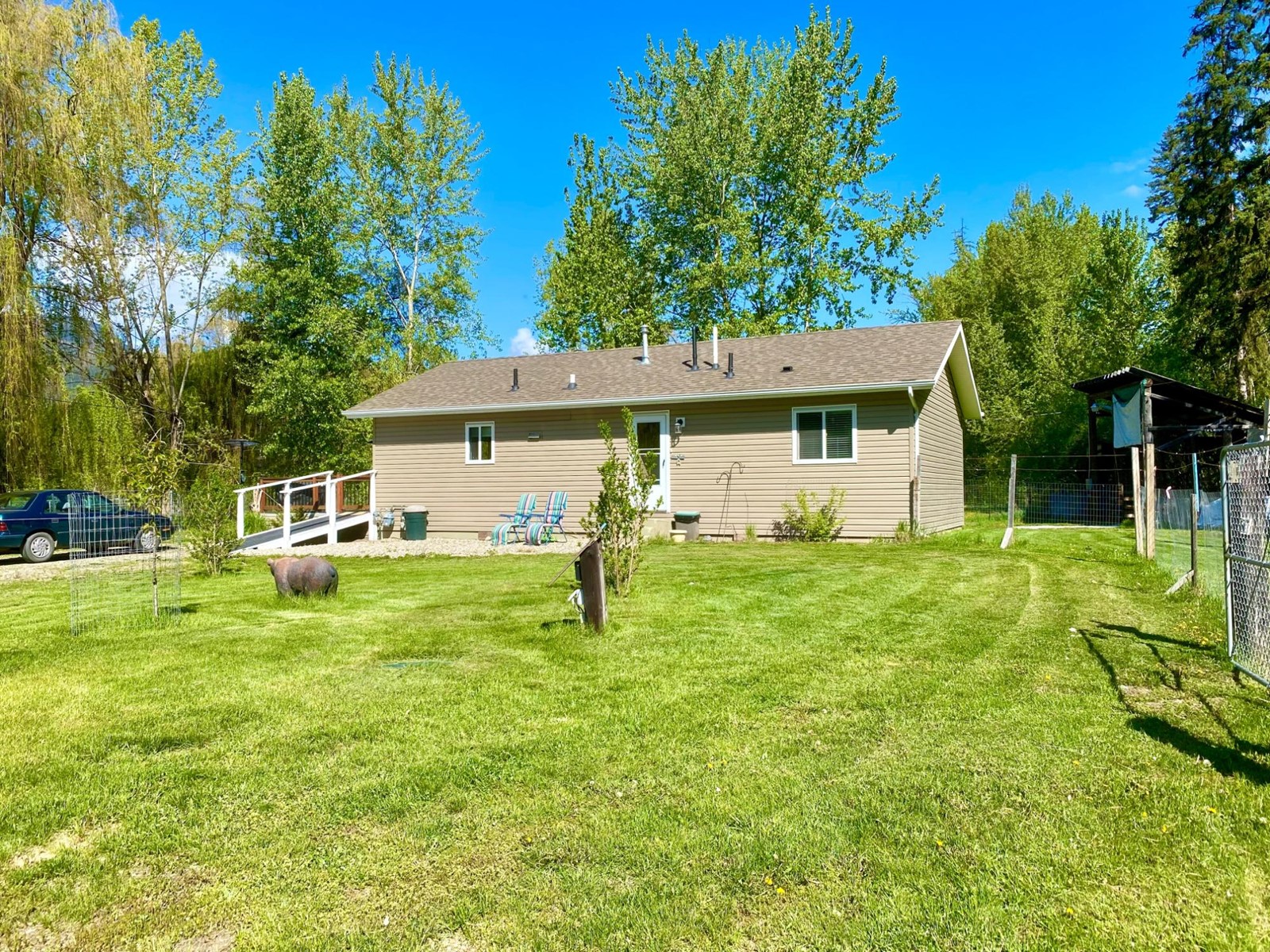 1800 Highway 3, Christina Lake, British Columbia  V0H 1E3 - Photo 42 - 2475086