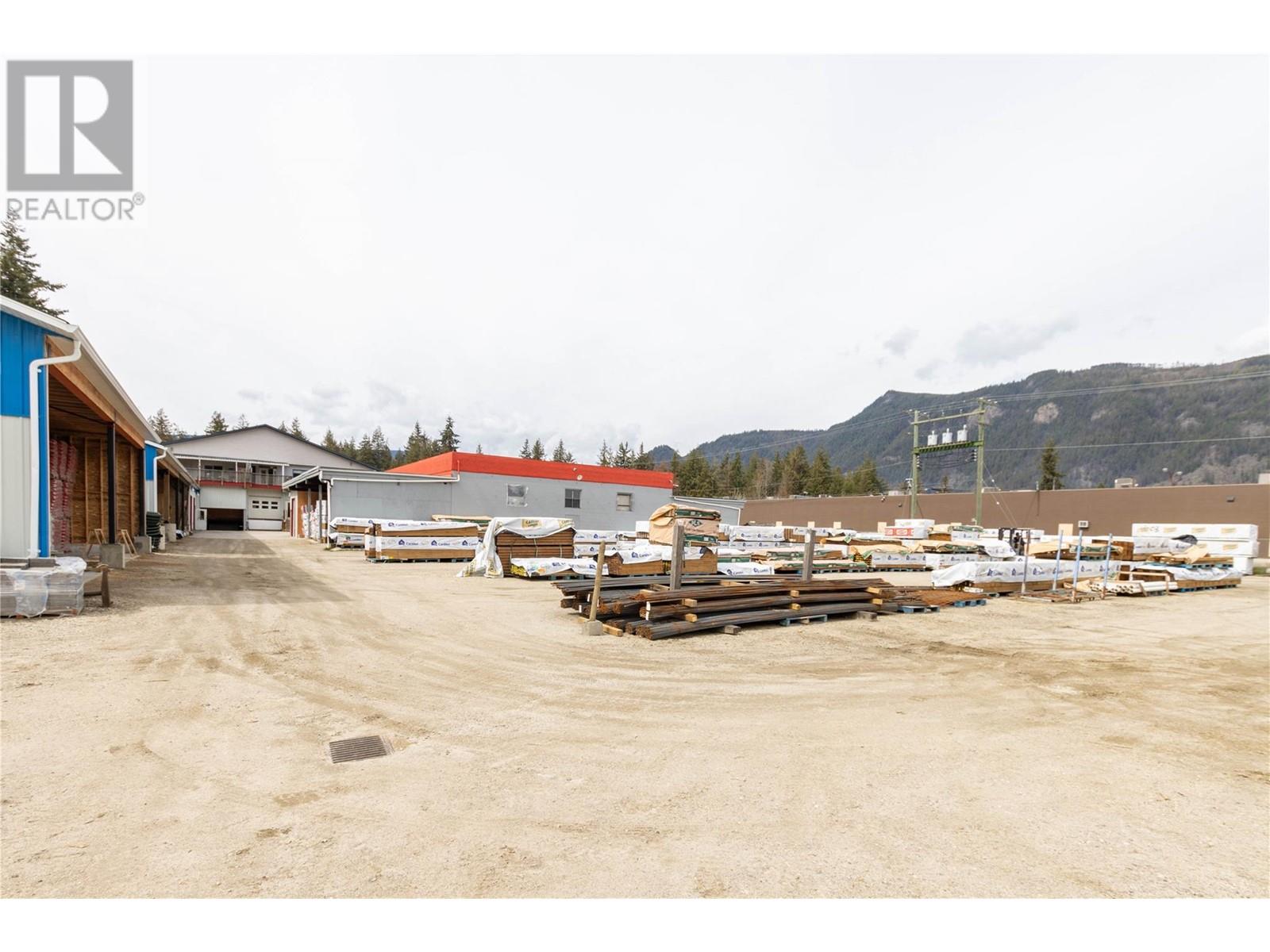 1125 Eagle Pass Way, Sicamous, British Columbia  V0E 2V0 - Photo 45 - 10304695