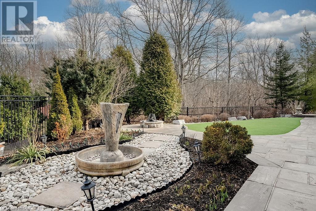 3353 Liptay Avenue Unit# 11, Oakville, Ontario  L6M 0M6 - Photo 37 - 40544159