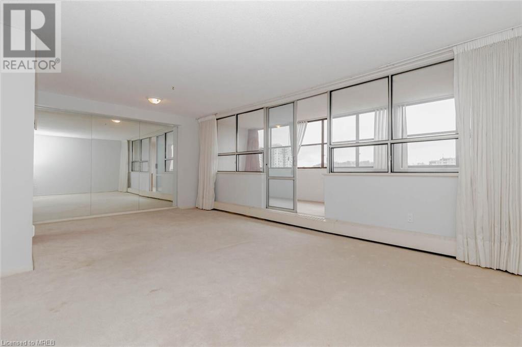 65 Westmount Road Unit# 805, Waterloo, Ontario  N2L 5G6 - Photo 13 - 40544101