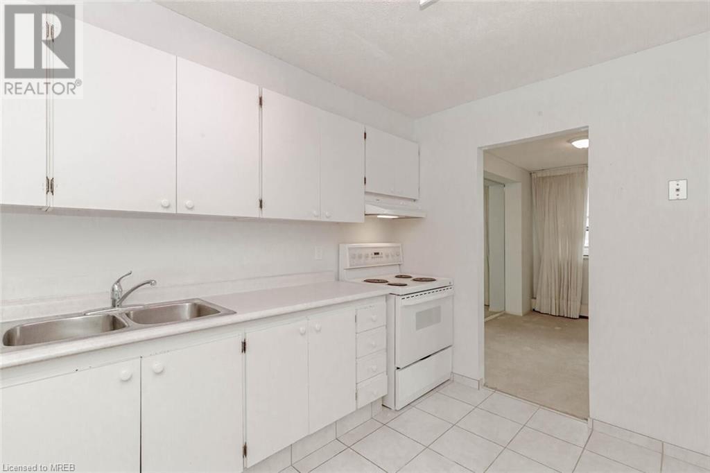 65 Westmount Road Unit# 805, Waterloo, Ontario  N2L 5G6 - Photo 19 - 40544101