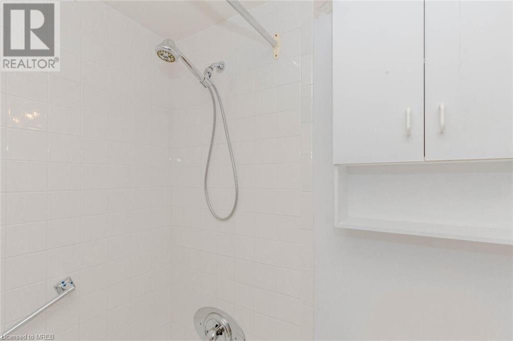 65 Westmount Road Unit# 805, Waterloo, Ontario  N2L 5G6 - Photo 25 - 40544101