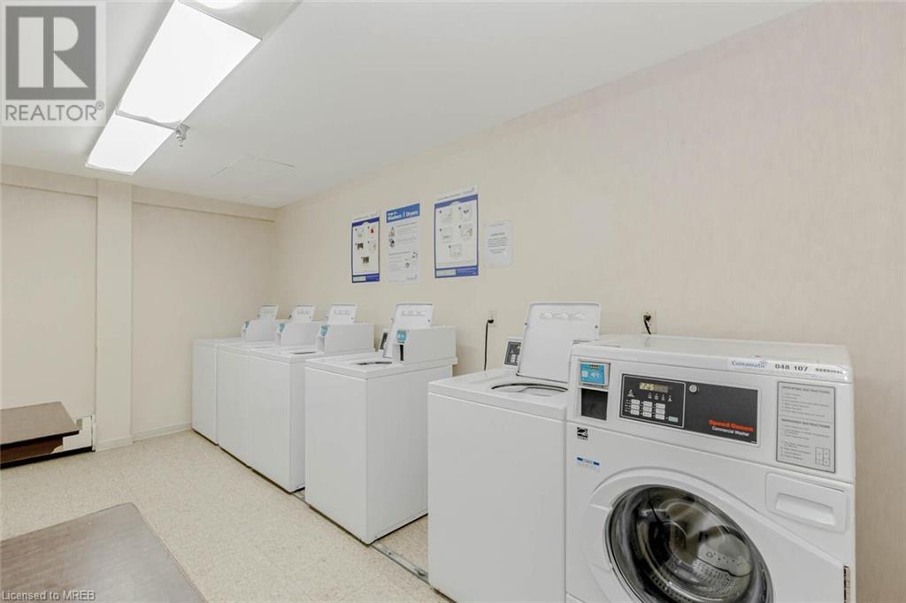 65 Westmount Road Unit# 805, Waterloo, Ontario  N2L 5G6 - Photo 31 - 40544101