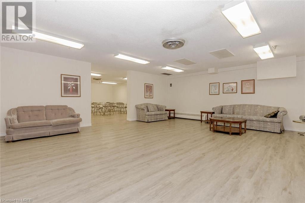 65 Westmount Road Unit# 805, Waterloo, Ontario  N2L 5G6 - Photo 37 - 40544101