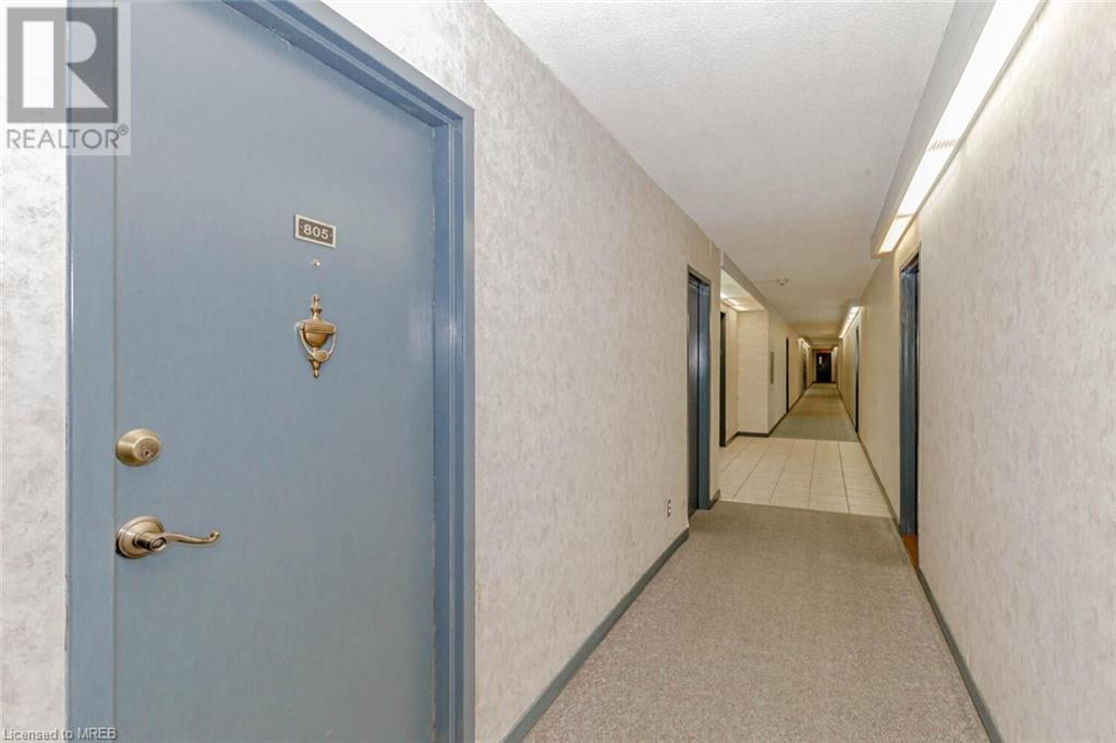 65 Westmount Road Unit# 805, Waterloo, Ontario  N2L 5G6 - Photo 7 - 40544101