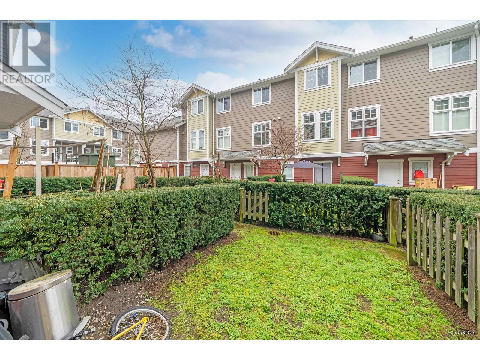 16 1111 Ewen Avenue, New Westminster, British Columbia  V3M 5E6 - Photo 15 - R2852101